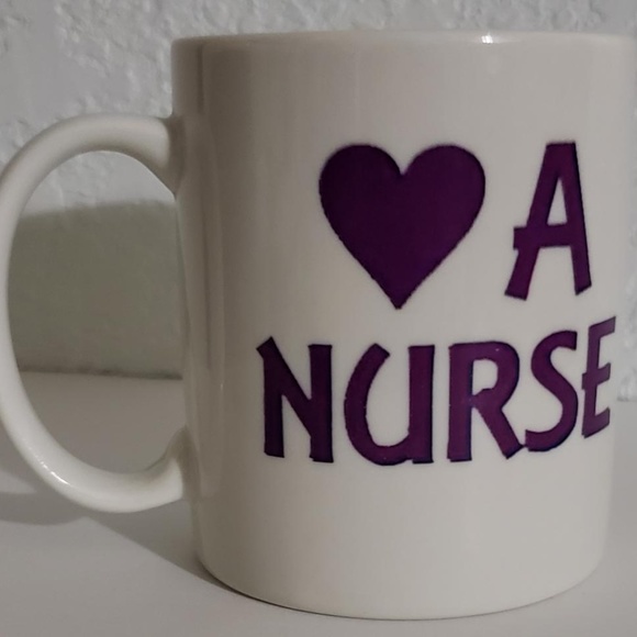 Love a Nurse Purple mug - Picture 2 of 7